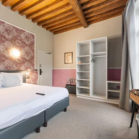 Karel De Stoute Hotel